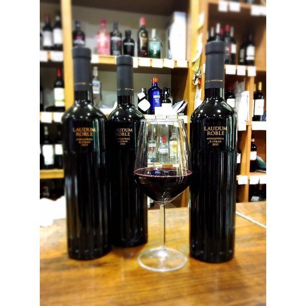 Laudum-Roble-EN-bodegsanz